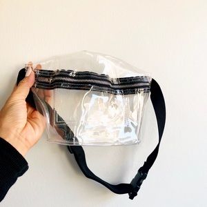 American Apparel Clear Fanny Pack 💕